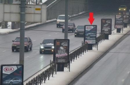 Сітілайт 1.2x1.8,  Московский пр-т, на разделительной полосе