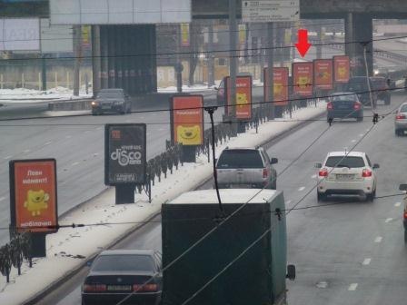 Сітілайт 1.2x1.8,  Московский пр-т, на разделительной полосе